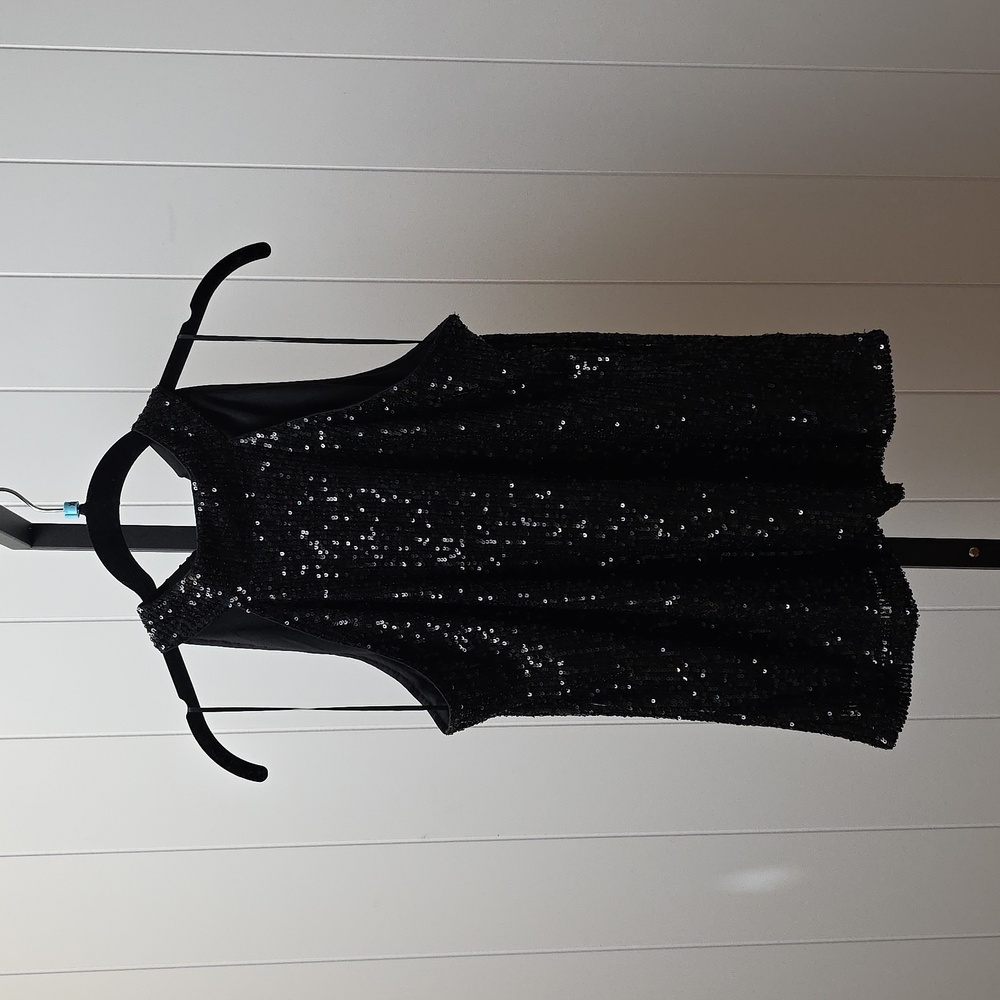 Cable & Gauge Black Sequin Top